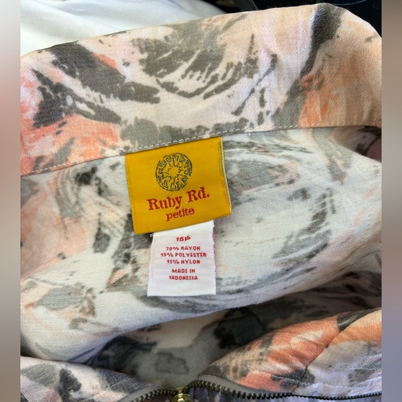 RUBY RD JACKET PINK ABSTRACT FLORAL SIZE 16P WITH ZIPPER AND DRAWSTRING WAIST - Picture 8 of 8